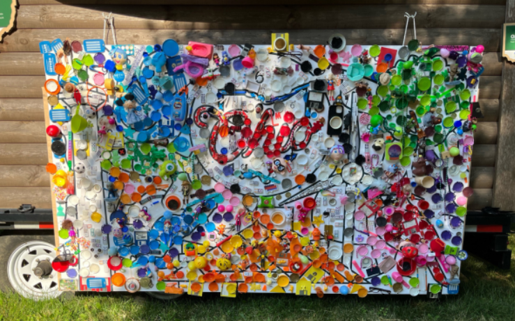 "Junk-to-Art" Contest: Turning Trash into Treasure